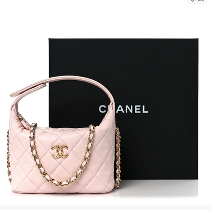 CC SHINY CAVIAR HOBO