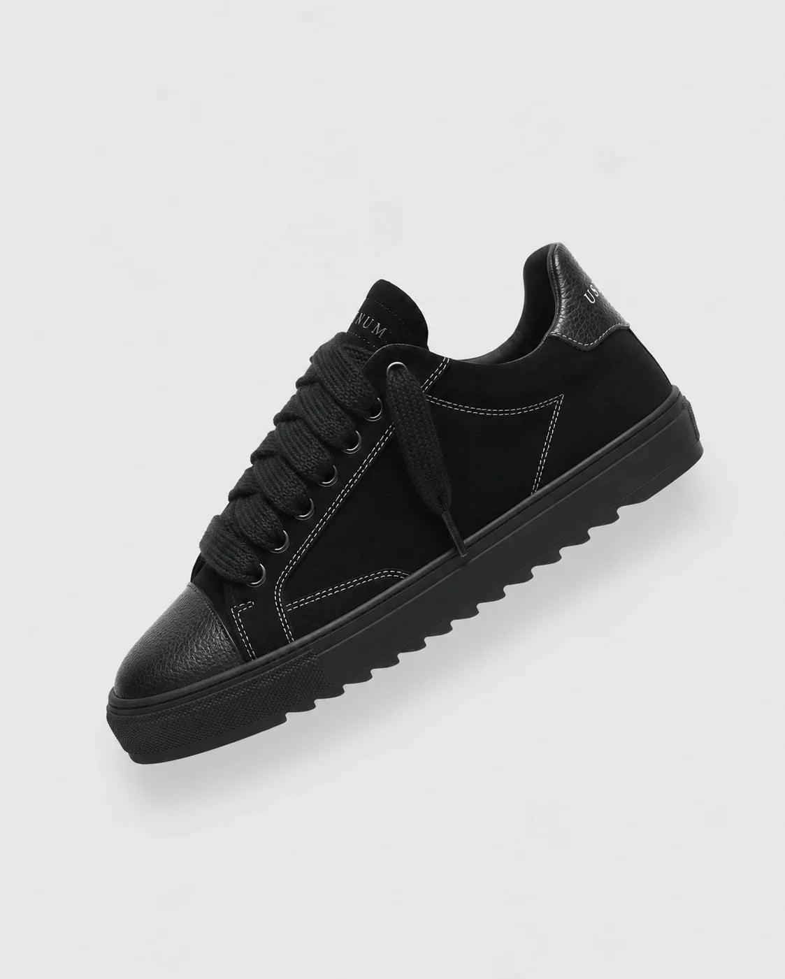SHADOW SNEAKER