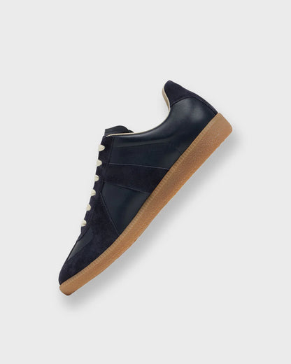 VOYAGE SNEAKER
