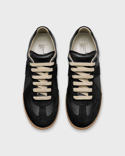 VOYAGE SNEAKER