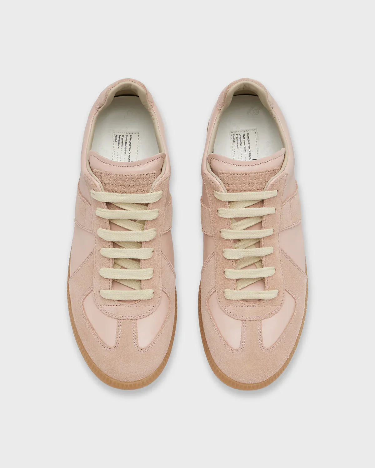 VOYAGE SNEAKER