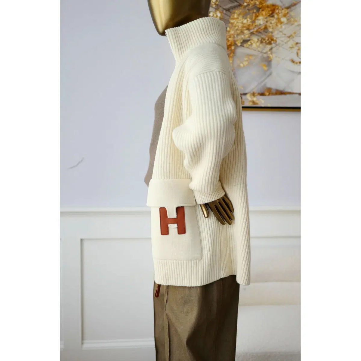 HER ZIP CARDIGAN